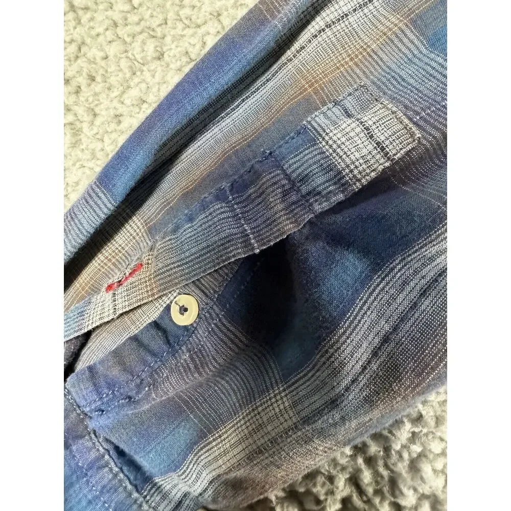 Levis Red Tab‎ Shirt Men Medium Button Up Plaid Long Sleeve Western